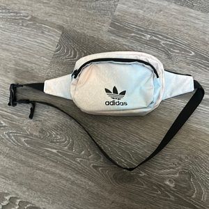 Adidas originals Belt bag